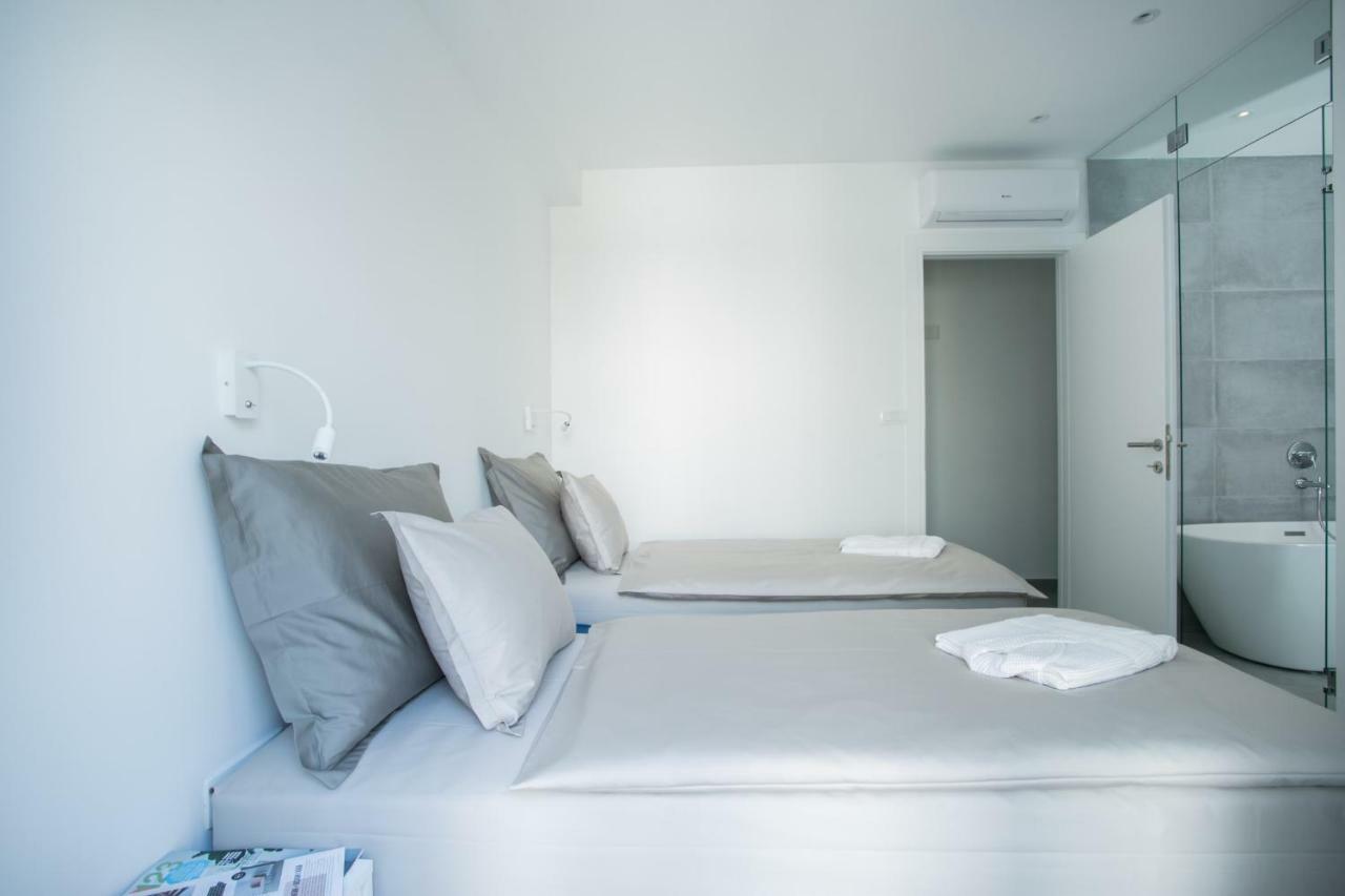 Holiday Home Olive Exclusive - 8 People, Heated Pool, Okrug Gornji, Sea View Трогир Экстерьер фото
