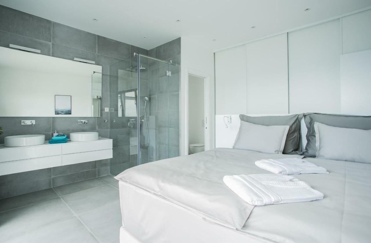 Holiday Home Olive Exclusive - 8 People, Heated Pool, Okrug Gornji, Sea View Трогир Экстерьер фото