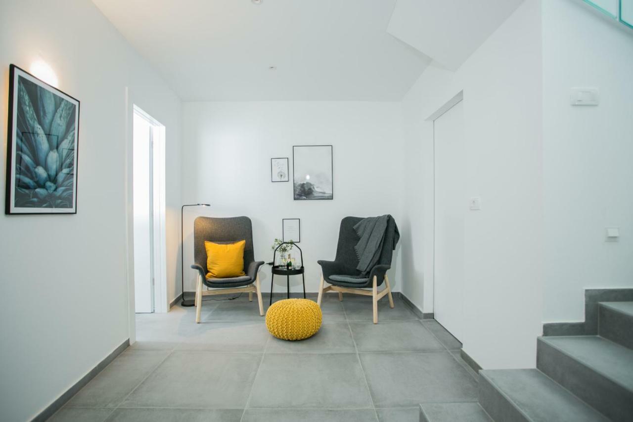 Holiday Home Olive Exclusive - 8 People, Heated Pool, Okrug Gornji, Sea View Трогир Экстерьер фото